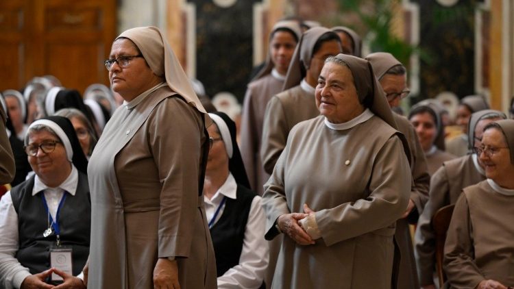 W życiu żeńskich zgromadzeń zakonnych słowo matka ma także znaczenie duchowe i historyczne