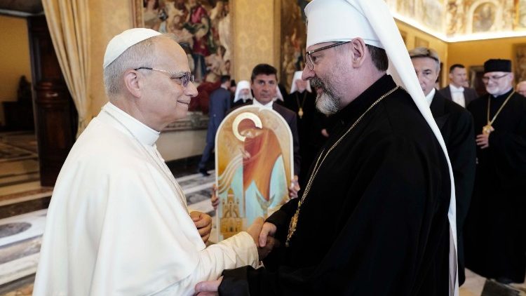 Pope Leo greets Major Archbishop Sviatoslav Shevchuk, Father and Head of the Ukrainian Greek Catholic Church