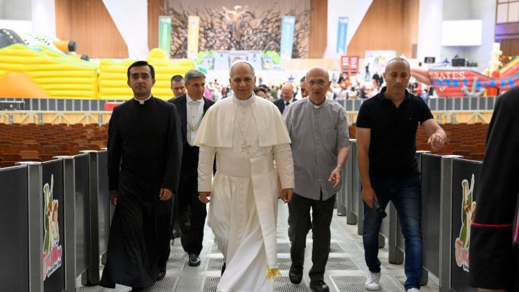 Papa Leo XIV akitembelea Kambi ya Watoto Kipindi cha Kiangazi Vatican