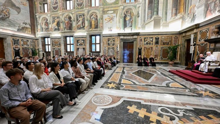 Waalimu ni Mahujaji wa Imani na Matumaini