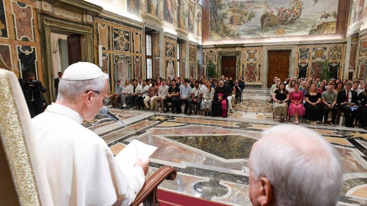 البابا يستقبل مجموعة من الحجاج القادمين من الدنمارك وأيرلندا وإنجلترا وويلز واسكتلندا