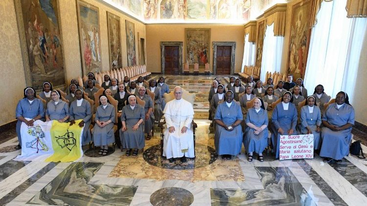 The Pope with the Augustinian Sisters Servants of Jesus and Mary