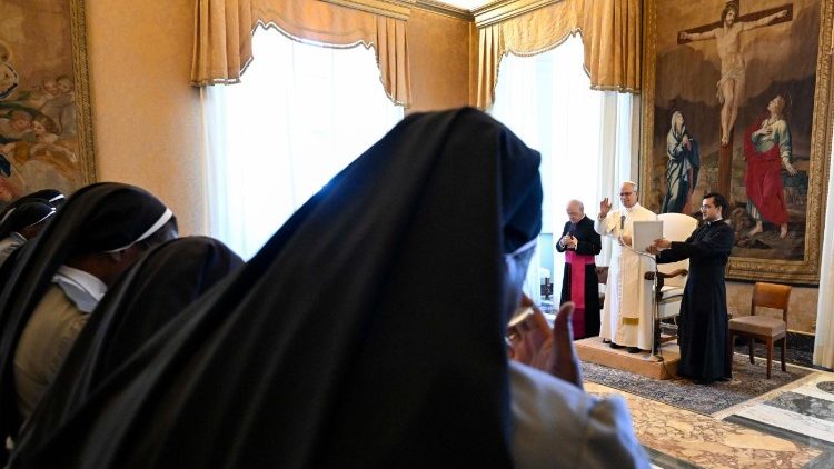 Audience pro Služebnice Ježíše a Marie