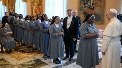 Shirika la Watawa la Watumishi Waagustino wa Yesu na Maria, lilianzishwa huko Frosinone, Italia tarehe 23 Septemba 1827 