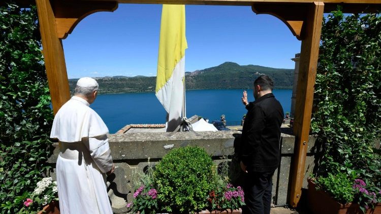 Papa Leone e il presidente ucraino, Zelensky a Castel Gandolfo 