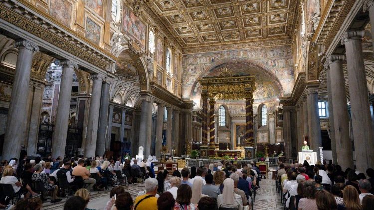 Brenda bazilikës së Zojës së Madhe