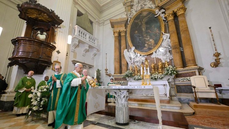 L'inizio della Messa a San Tommaso da Villanova