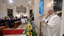 Papa Leo XIV ameadhimisha Ibada ya Misa Takatifu kwenye Kikanisa cha Carabinieri, kilichoko Castel Gandolfo kwa heshima ya Bikira Maria Mwaminifu "Virgo Fidelis, Miaka 75 tangu jina hili litolewe.