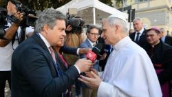 Папа Лев XIV отвечает на вопросы журналистов (Альбано-Лациале, 20 июля 2025 г.)