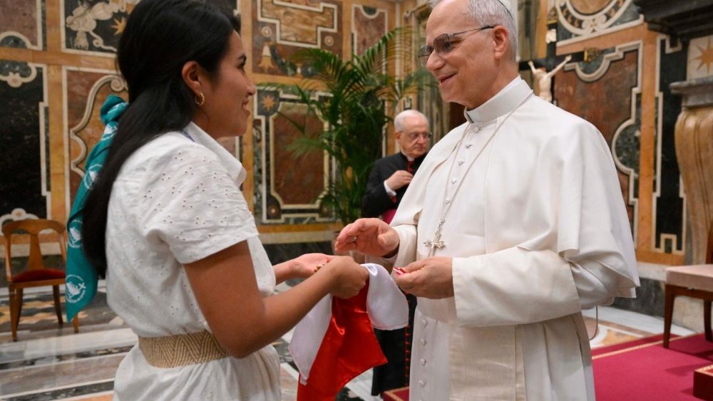 Папская аўдыенцыя для ўдзельнікаў Юбілею моладзі з Перу