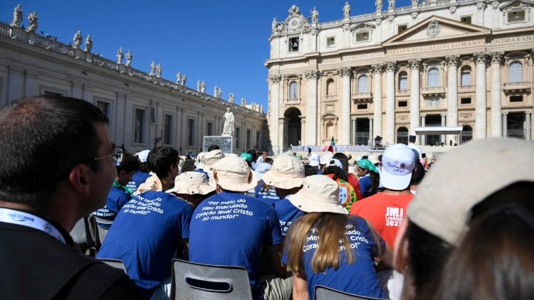 Обща аудиенция на площад "Свети Петър"