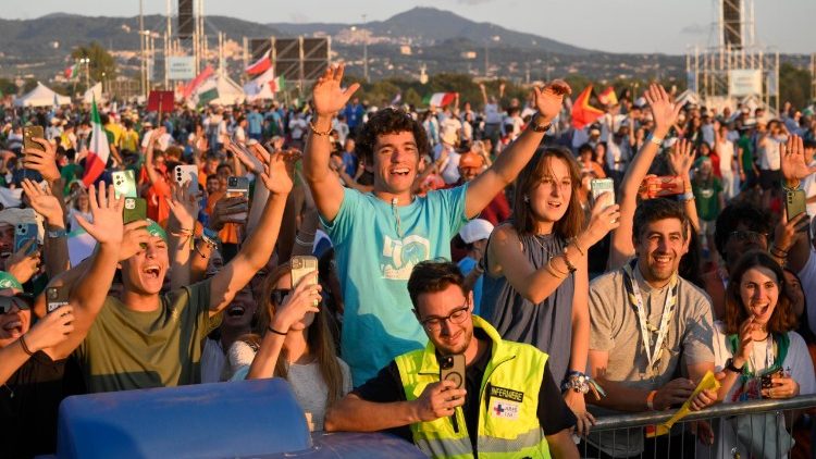 Nadbiskup Caccia: Potrebno je obrazovati mlade za kulturu mira