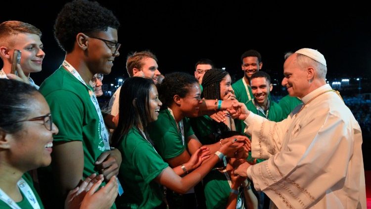 2025.08.02  Papa wakati wa mkesha wa Sala kwa ajili ya jubilei ya vijana huko Tor Vergata.