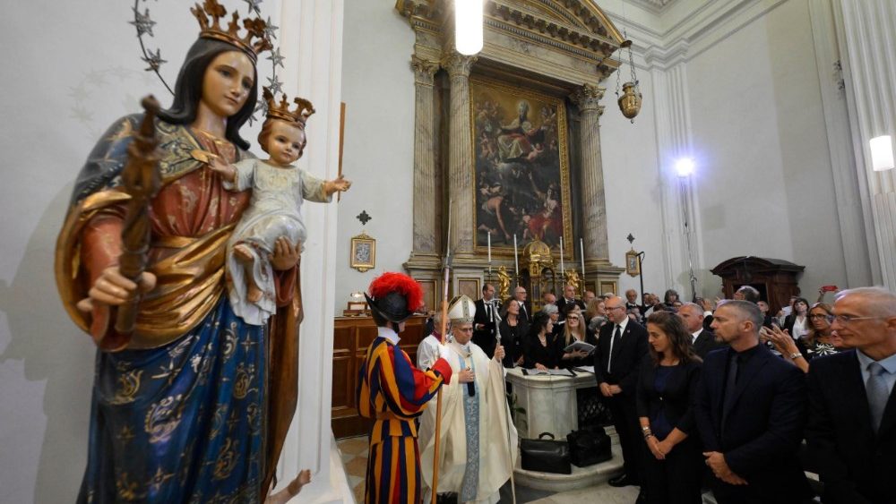 Святая Імша ва ўрачыстасць Унебаўзяцця Найсвяцейшай Панны Марыі