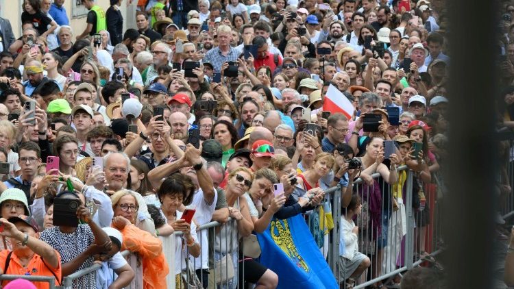 Wśród uczestników modlitwy Anioł Pański z Papieżem tradycyjnie byli też Polacy