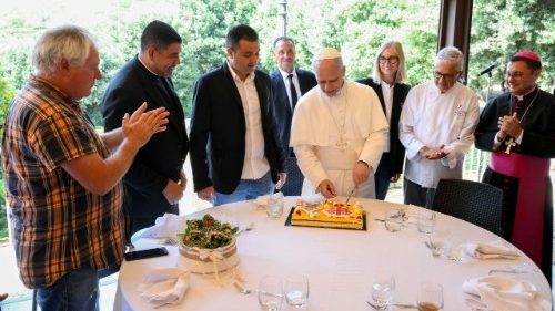 Ojcze Święty, to twoja rodzina - dzień Papieża z ubogimi w Albano