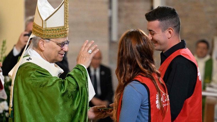 Papa Leão XIV no ofertório da celebração eucarística em Albano, em 17 de agosto