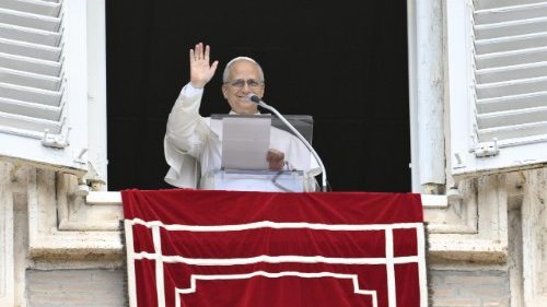 Leone XIV: non basta una fede di parole, Gesù chiede di rischiare nell’amore