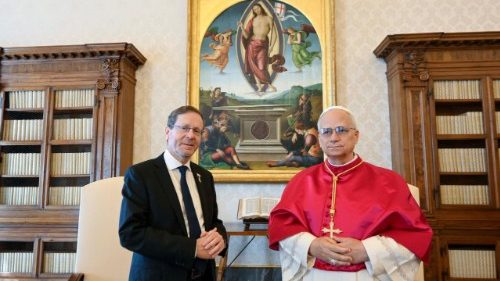 Papež přijal izraelského prezidenta