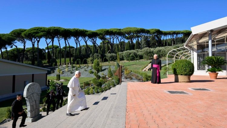 Leone XIV inaugura il Borgo Laudato si' a Castel Gandolfo