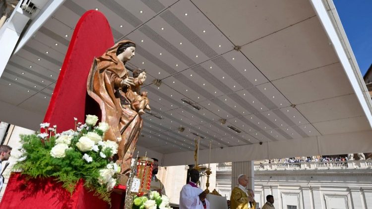 البابا: الله يريد السلام، وهو يعضد كلّ من يعمل للخروج من دوّامة الكراهية 