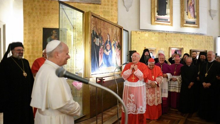 Zebrani zaśpiewali Papieżowi pieśń z okazji urodzin