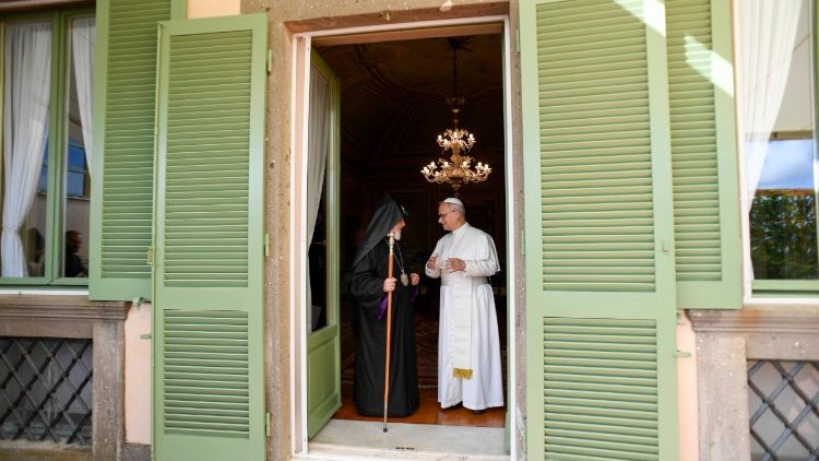 Leão XIV e Karekin II em Castel Gandolfo