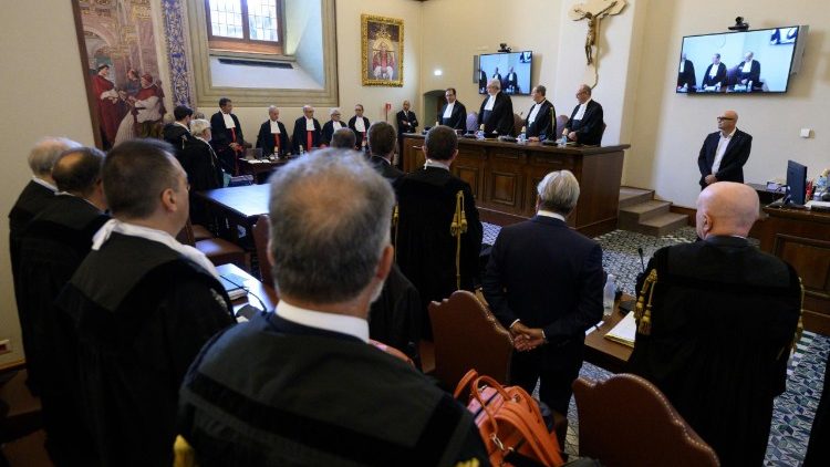 Primeira audiência do processo de apelação pela gestão dos fundos da Santa Sé (Vatican Media)