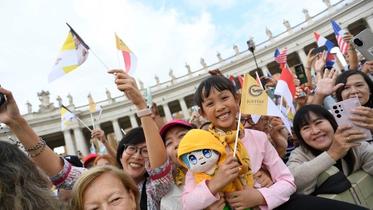 Pellegrini in Piazza San Pietro