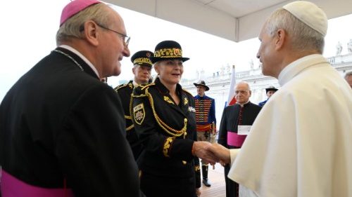 Pápež slovenským pútnikom: Buďte odvážnymi svedkami evanjelia nádeje