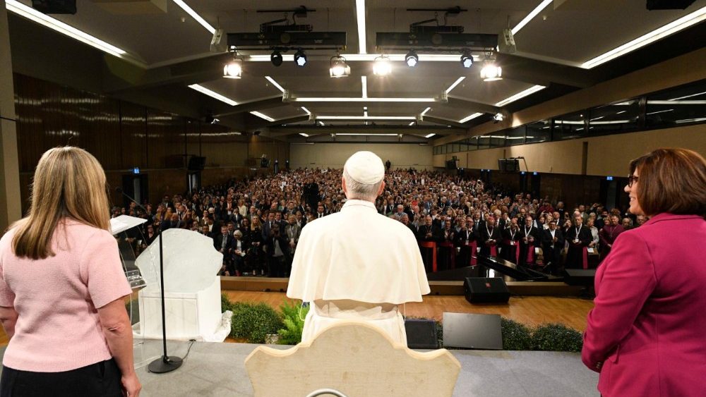 2025.10.01 Centro Mariapoli dei Focolarini a Castel Gandolfo: Incontro del 10Â° anniversario della Laudato sÃ¬
