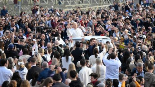 Kateheza: Vstali Kristus je vir človeškega upanja in edini, ki nam daje mir