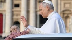 Påve Leo XIV under den allmänna audiensen 