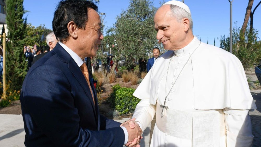 Леў XIV у штаб-кватэры Харчовай і сельскагаспадарчай арганізацыі Аб’яднаных Нацый (ФАО) у Рыме