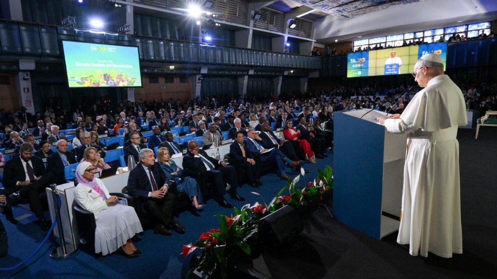 Леў XIV у штаб-кватэры Харчовай і сельскагаспадарчай арганізацыі Аб’яднаных Нацый (ФАО) у Рыме