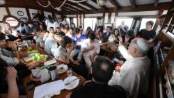 2025.10.17 Marina di Ostia - Visita alla Nave-Scuola della Pace "Med 25 Bel Espoir"