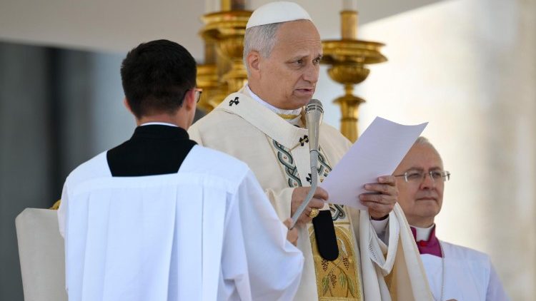 البابا: لتفسح أدوات الحرب المجال لأدوات السلام، من خلال حوار شامل وبناء!