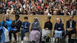 Le Pape a reçu les participants à la Rencontre mondiale des mouvements populaires, en Salle Paul VI, le 23 octobre 2025.