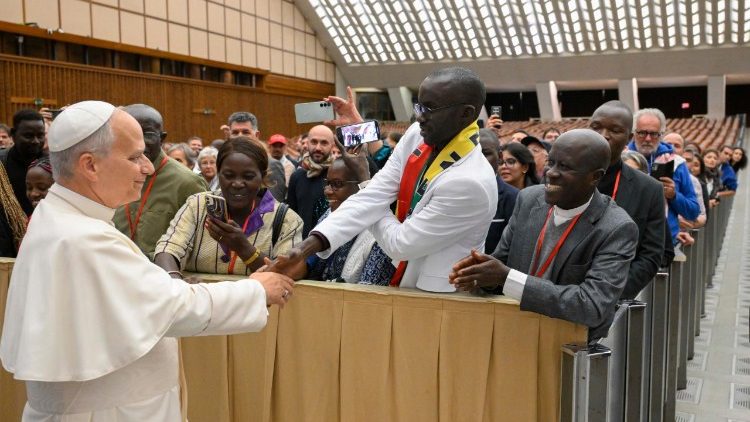 L'udienza di Papa Leone XIV ai Movimenti popolari di tutto il mondo, a Roma per il V Incontro mondiale