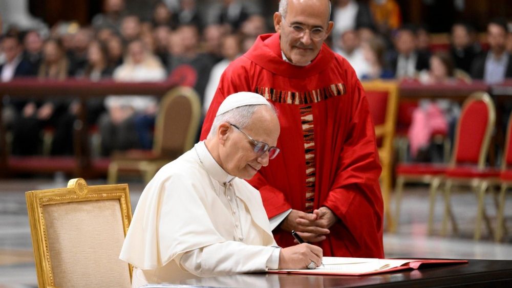 2025.10.27 Celebrazione Eucaristica con gli Studenti delle UniversitÃ  Pontificie