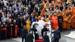 Pope Leo greets leaders and representatives of non-Christian leaders present for Wednesday's General Audience, which was dedicated to interreligious dialogue