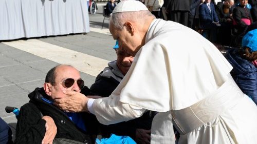 Papst Leo: Vorsicht bei KI-Einsatz in Medizin