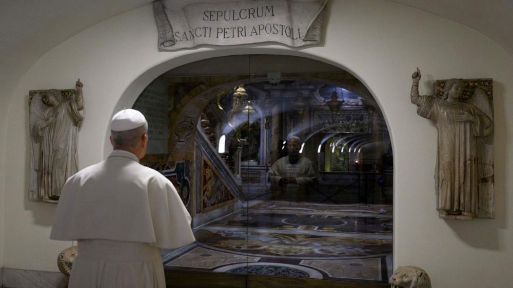 Візіт у Ватыканскія гроты