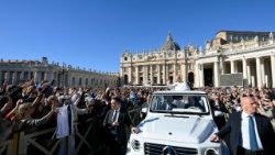 教皇レオ14世による一般謁見　2025年11月5日　バチカン・聖ペトロ広場