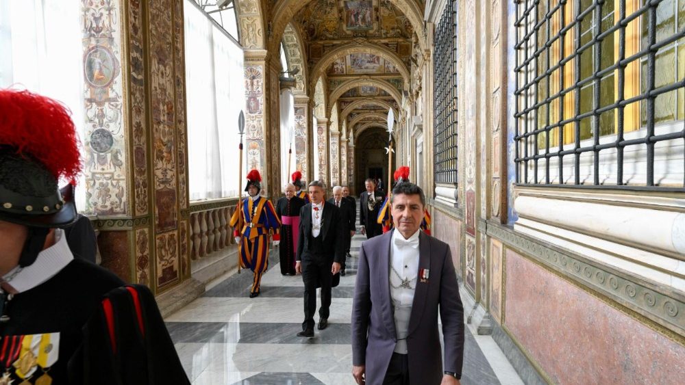 2025.11.06 S.E. il Signor Mahmoud Abbas, Presidente dello Stato di Palestina