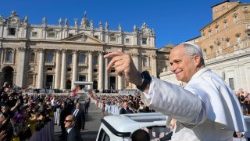 教皇レオ14世、聖年の巡礼者のための謁見　2025年11月8日　バチカン・聖ペトロ広場