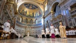 2025.11.09 Santa Messa nella Basilica di San Giovanni in Laterano