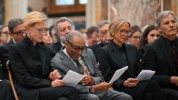 Cate Blanchett, Spike Lee, Virgo Mortensen, Leslie Mann, Kenneth Lonergan all met with Pope Leo during the World of Cinema event at the Vatican