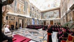 O Papa com os Colaboradores Diplomáticos nas Nunciaturas Apostólicas