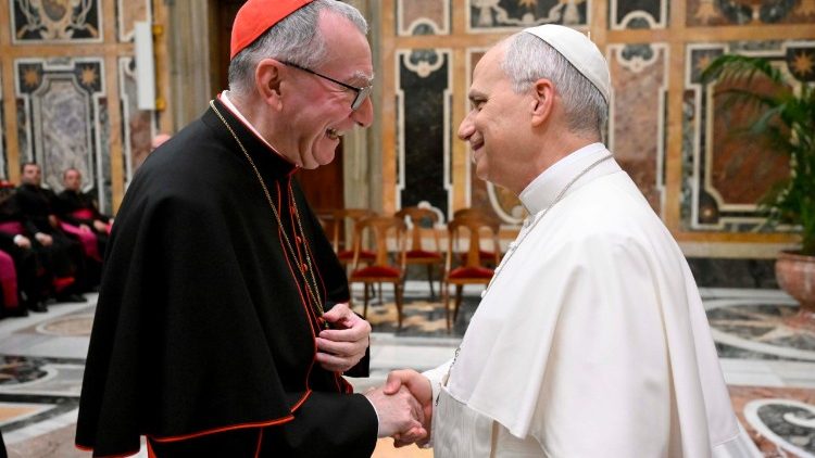 Leone XIV con il cardinale Parolin